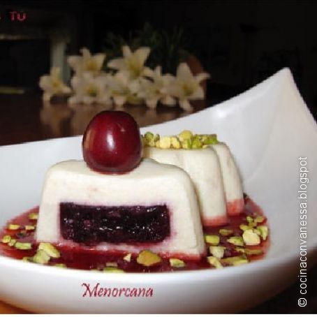 Menjar Blanc con mermelada de cerezas