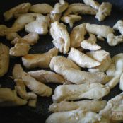 Tallarines fritos con pollo y verduras - Paso 2