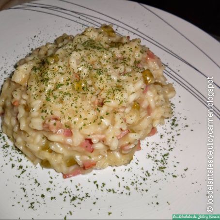Risotto de bacon, espárragos y semicurado