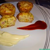 Muffins salados de jamón y queso