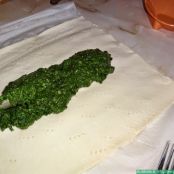 Hojaldre de espinacas con bechamel - Paso 7