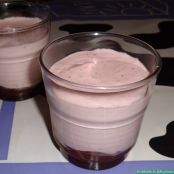 Mousse de fresas con mermelada