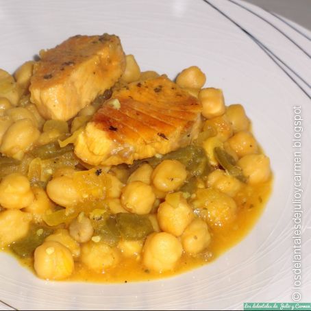 Garbanzos con salmón