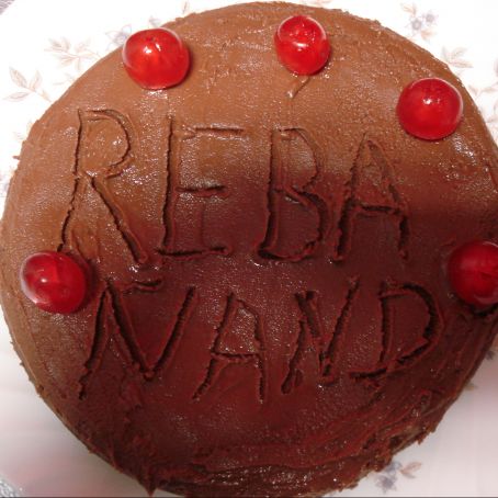 Bizcocho de chocolate de cumpleaños