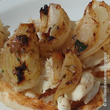 Cebolla asada con tomillo y vinagre balsámico...y unas tostadas