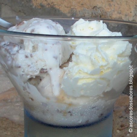 Helado de Yogur y Stracciatella