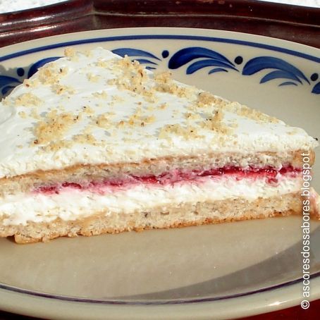 Dacquoise de caramelo y frambuesa