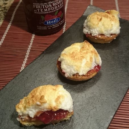 Tartaletas saladas con mermelada