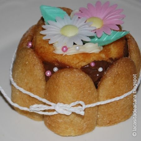 PASTELITO LA CASITA DE AITANA