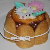 PASTELITO LA CASITA DE AITANA