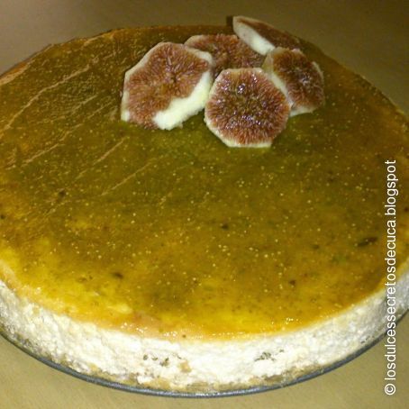 Tarta de requesón e higos al estilo americano
