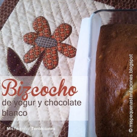 Bizcocho de yogur y chocolate blanco