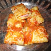 Paccheri rellenos de jamón y queso