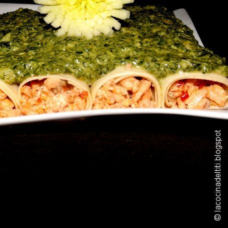 Canelones de Salmon con Crema de Espinaca