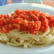 Tallarines con salsa Amatriciana