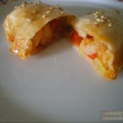 Empanadillas rellenas de bacalao a la vizcaína