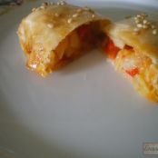 Empanadillas rellenas de bacalao a la vizcaína