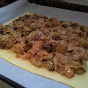Empanada de hojaldre de champiñones, bacon, nata y dátiles - Paso 3
