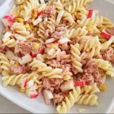 Ensalada de pasta con mayonesa