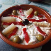 Ensaladilla en tarrina