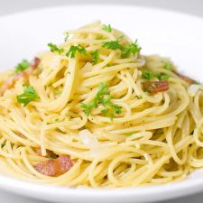 Espaguetis con salsa Gouda