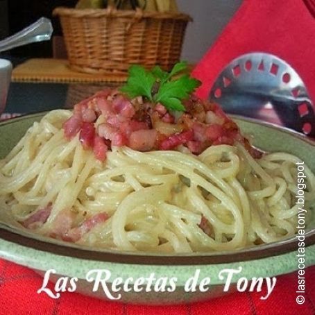 Receta tradicional de espaguetis a la carbonara