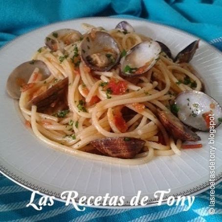 ESPAGUETIS CON ALMEJAS VONGOLE