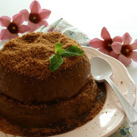 Flan de chocolate relleno de galletas Spéculoos