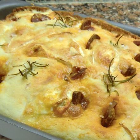 Focaccia de Queso Rulo y Chorizo Casero