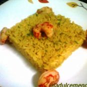 ARROZ AL CURRY CON LANGOSTINOS.