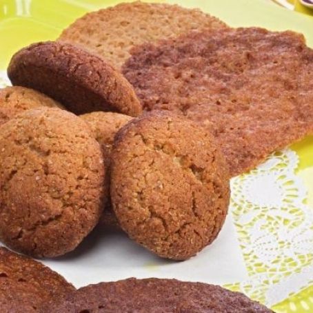 Galletas de jengibre con batido y zumo