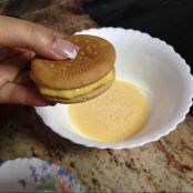 Galletas Fritas de Coco rellenas de Natillas - Paso 2