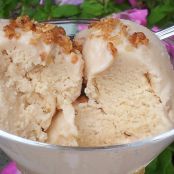 Helado de Turrón con Almendras crujientes