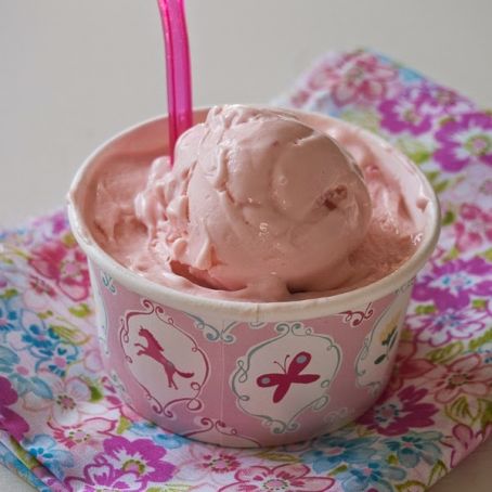 Helado de regaliz rojo