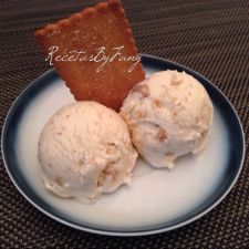 Helado casero de vainilla con nueces - sin heladera