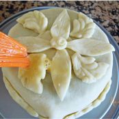 Hojaldre de Camembert con mermelada y cebolla caramelizada. - Paso 4