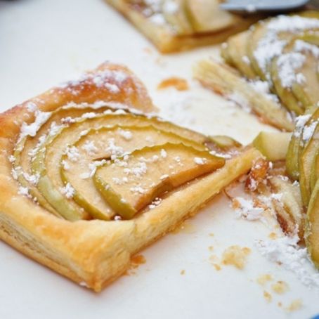 Hojaldre de manzana con crema pastelera