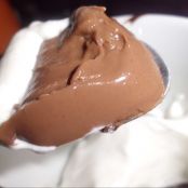 Copas de chocolate y nata en el microondas - Paso 2