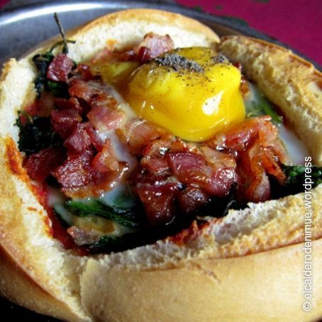 Huevos al nido gratinados