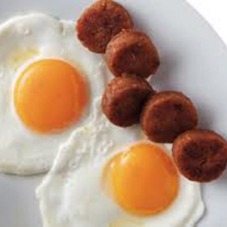 Huevos Fritos con Farinato