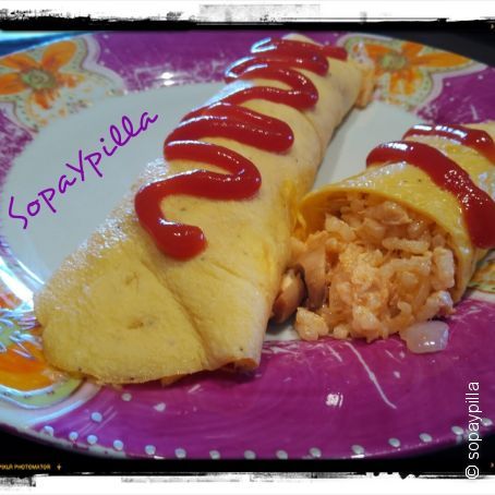 Omuraisu (arroz en tortilla)