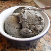 Helado de sesamo negro