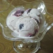 Helado de cerezas al kirsh