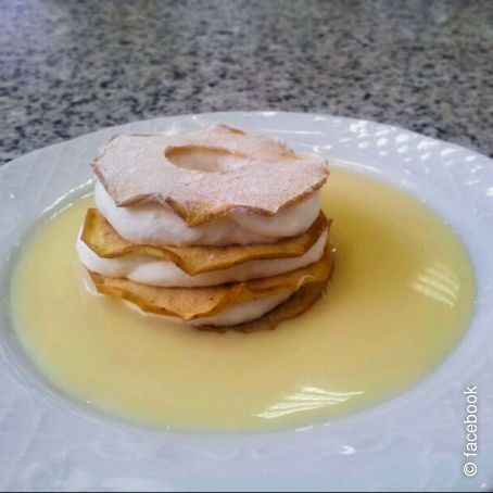 Milhoja de manzana y coco