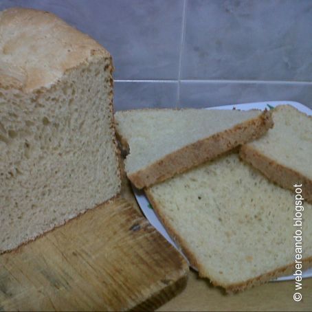 Pan de molde de acetie de oliva en panificadora