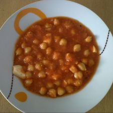 Garbanzos con tomate