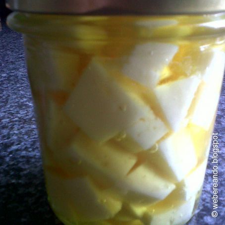 Queso en aceite de oliva