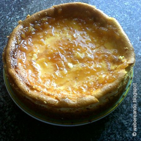 Cheessecake al horno con mermelada de cerezas