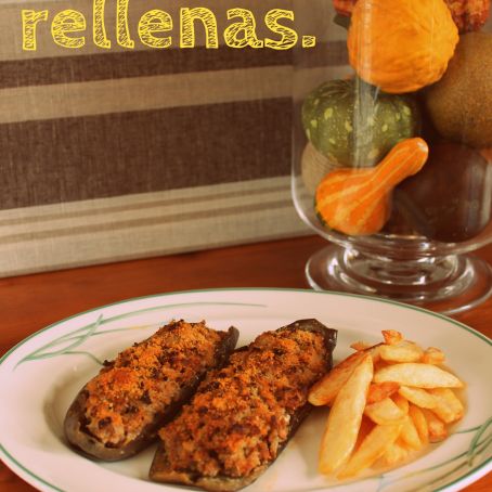 Berenjenas rellenas de carne de ternera y cerdo