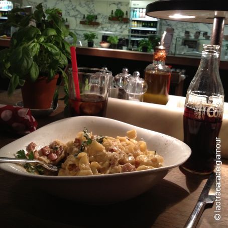 TAGLIATELLE A LA CARBONARA